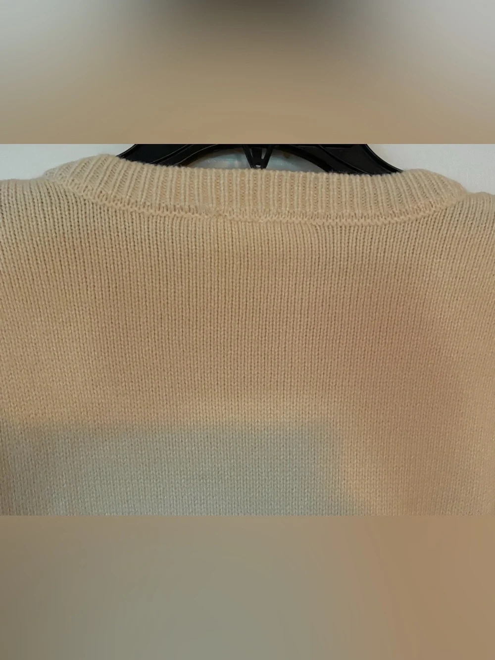 Hyacinth House Cream Crew Neck Sweater. Knit Appliqué Raised Flowers & Dots.EC